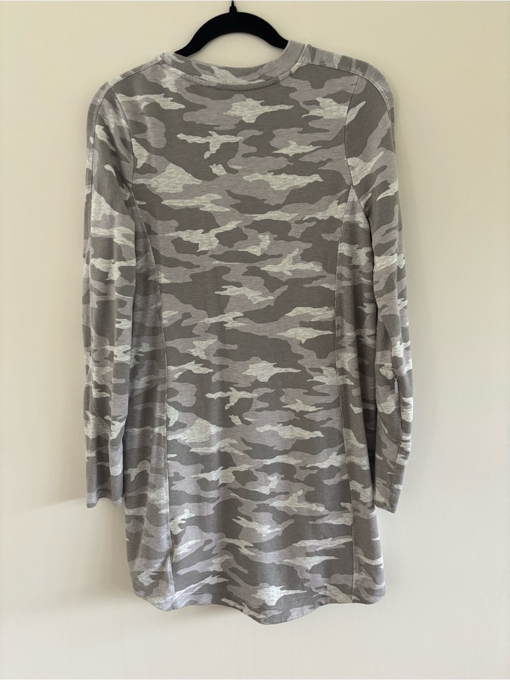 Athleta Gray Camo Long Sleeve Knit Dress